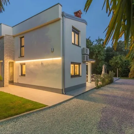 Villa Bella Romi Mare