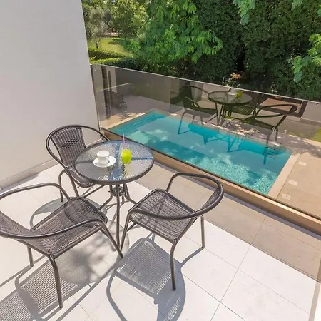 Bella Romi Mare Villa *